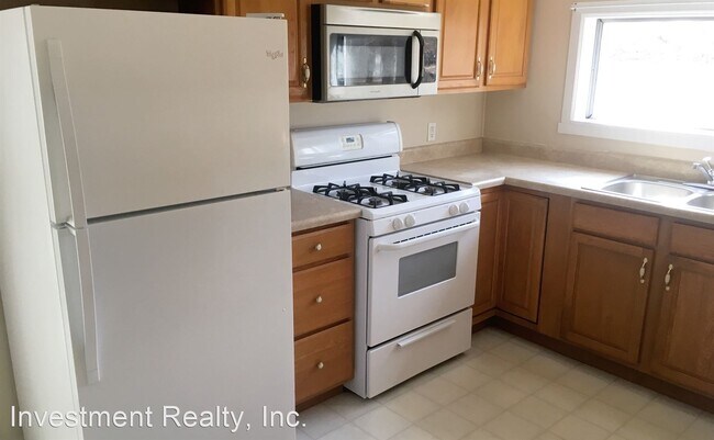 Photo - 2 br, 1 bath House - 25475 Richard Dr