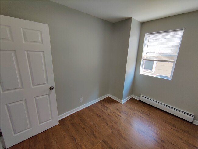189 Grand Ave Unit 2