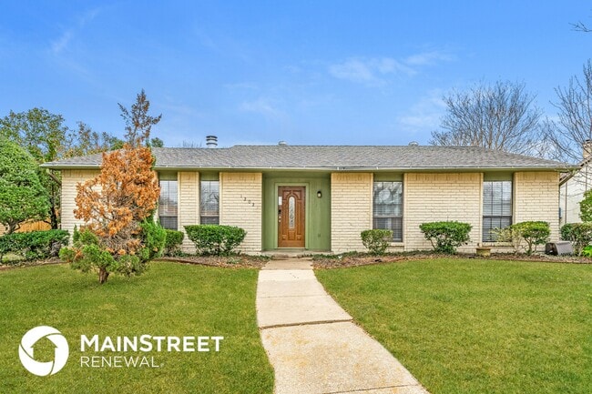 Building Photo - 1202 Meandering Way