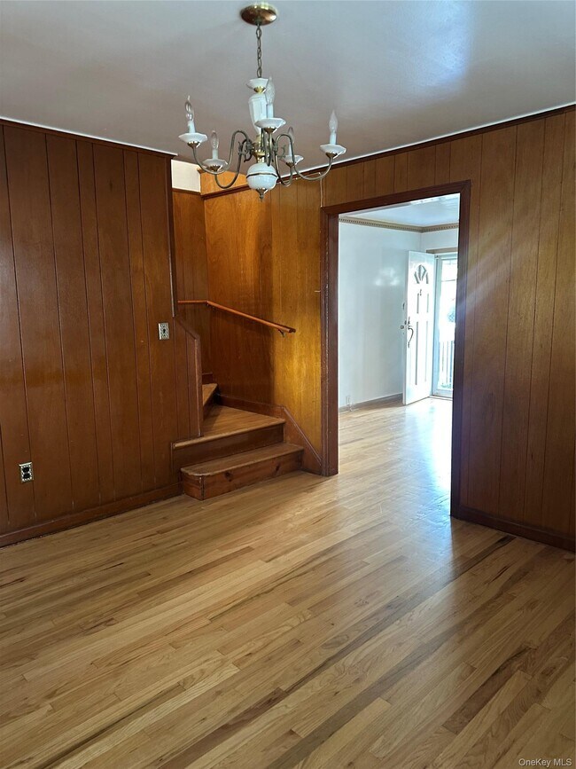 242 Sommerville Pl