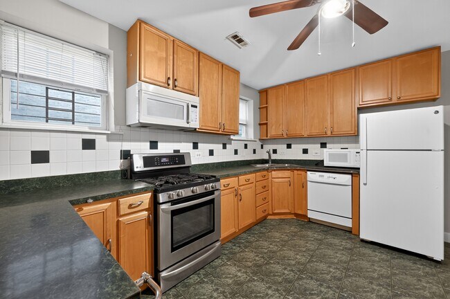 Photo - 1516 W Farwell Ave Unidad G