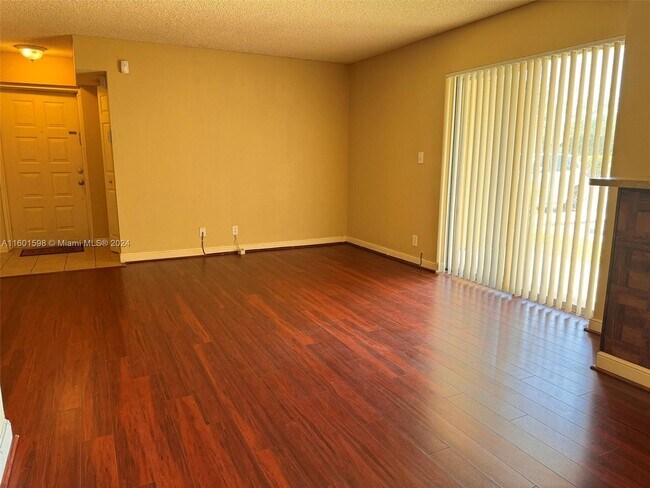 Photo - 7650 Westwood Dr Unit 504