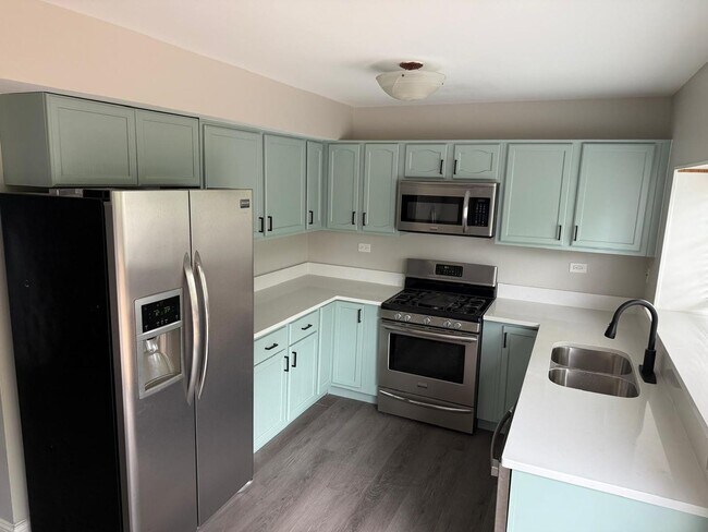 Photo - 3238 Gresham Ln E Casa