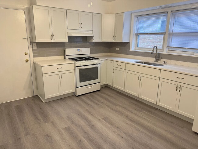 Photo - 2447 N 78th Ave