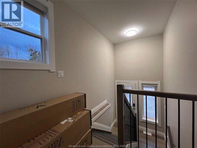 Photo - 917 McKay Ave