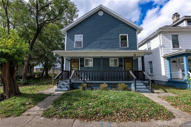 Building Photo - 321 Deeds Ave