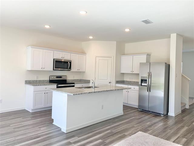 Photo - 2617 Silver Leaf Ln