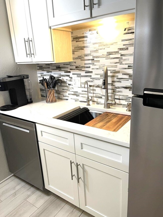 Photo - 1265 Race St Unidad 508