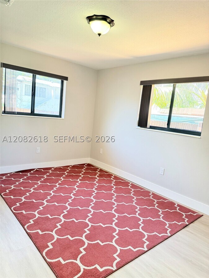 Photo - 2233 SW 16th St