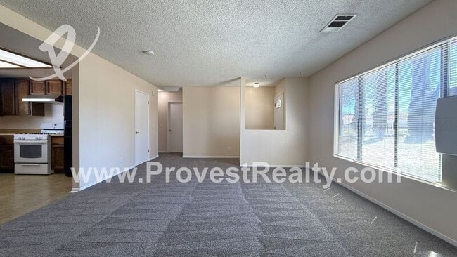 Photo - 18964 Live Oak St