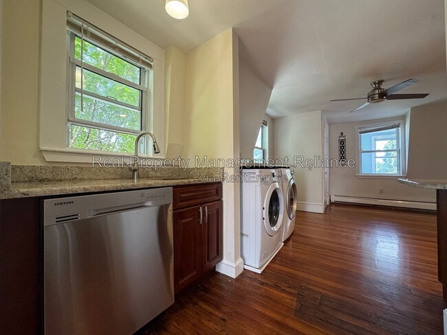 Photo - 28 Beckett St Unit 3