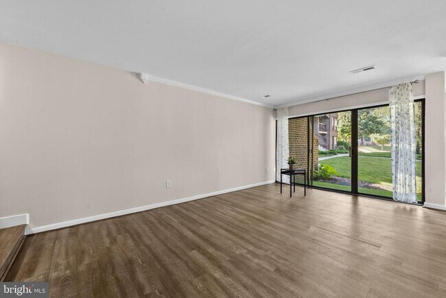 Photo - 11240 Chestnut Grove Square Unit 157