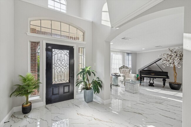 Photo - 11306 Avon Pl