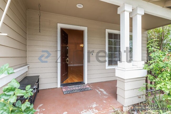 Photo - 1448 Leaftree Cir