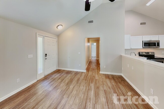 Photo - 3365 Prescott Pl NW
