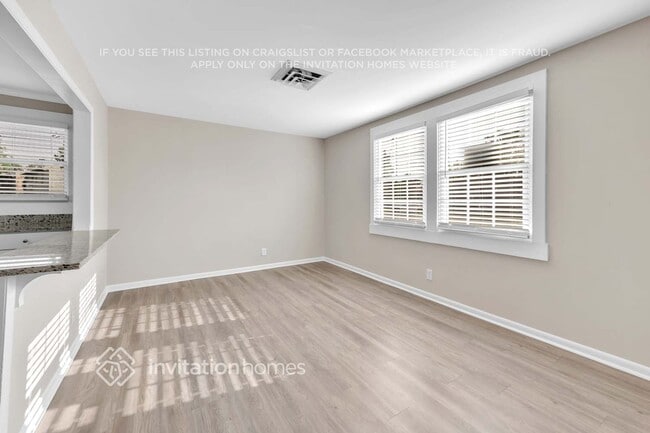 Photo - 3331 Panorama Dr