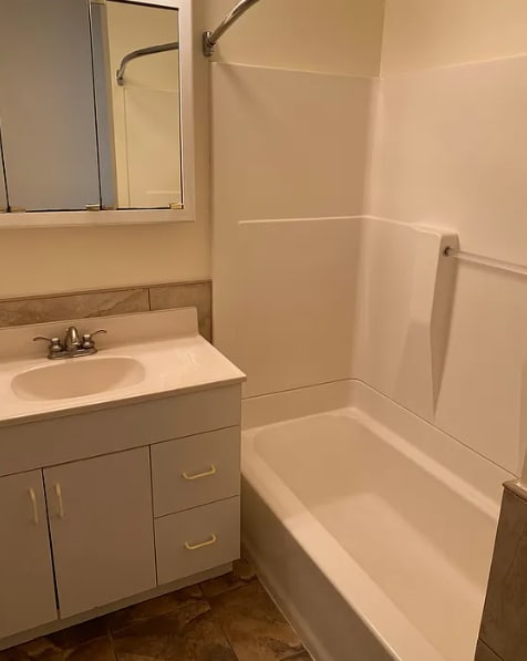 Photo - 860 Lancaster Ave