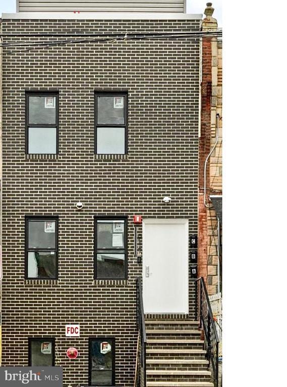 Building Photo - 913 N 43rd St