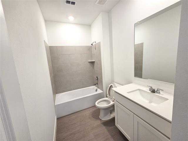 Photo - 925 Calley Pear Trl