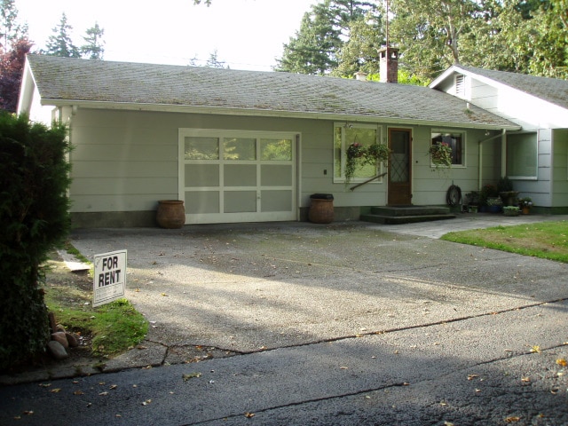 Photo - 9402 Veterans Dr SW