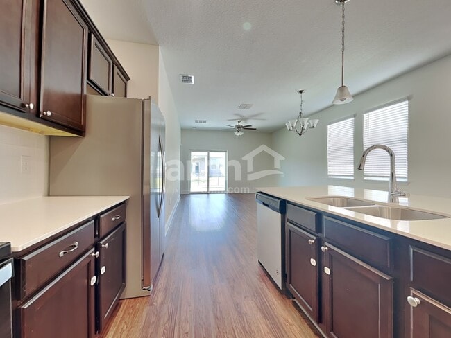Photo - 1004 Walden Woods Dr