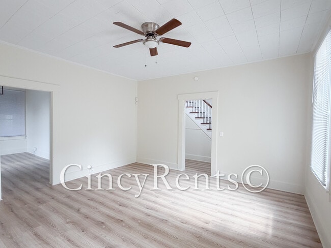 1216 Regent Ave