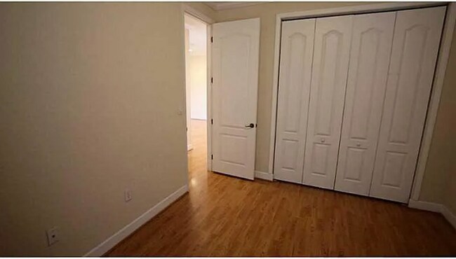 Photo - 515 SW 147th Ave