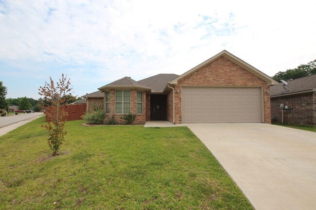 Beautiful 3 Bedroom 2 Bath Home in Guinn E... - Beautiful 3 Bedroom 2 Bath Home in Guinn E...