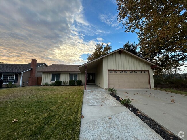 Building Photo - 30053 Mira Loma Dr Rental