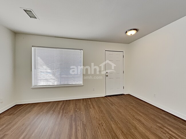 Photo - 18835 Burlington Pl