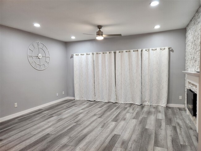 Photo - 6500 Harbor Town Dr Unit 2608