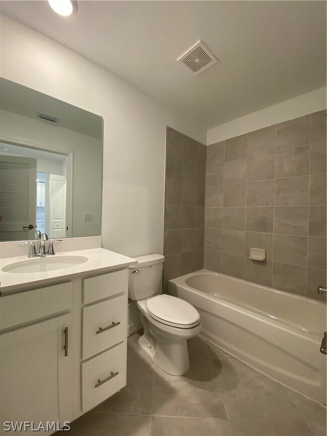 Photo - 5427 Double Eagle Cir Unit 2812