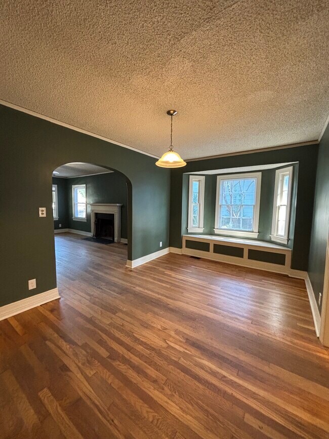 Photo - 227 N Yukon Ave