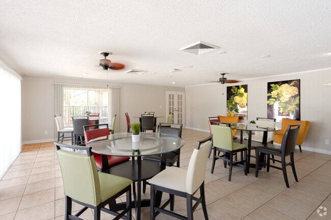 Resident Clubhouse - Peppertree Village Apartments