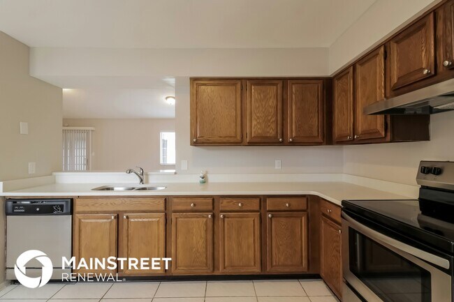 1523 Maplewood Cir