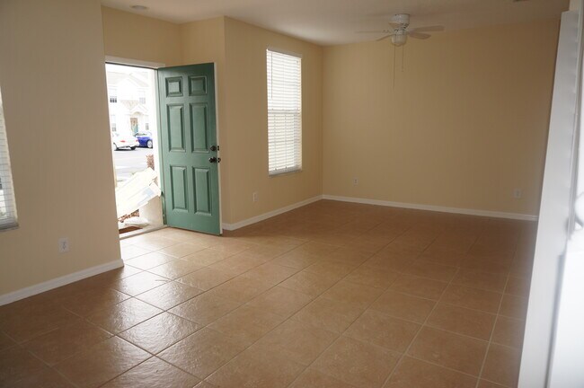 Photo - 1306 Denman Ct