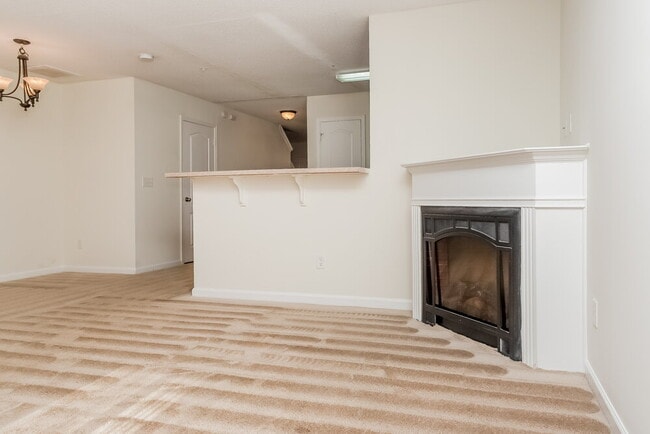 Photo - 1752 Old Dogwood