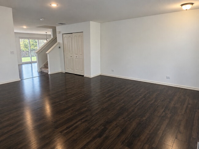 202 Minuet Cir