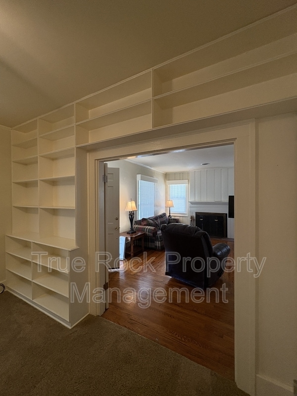 Photo - 1316 S Johnston Ave