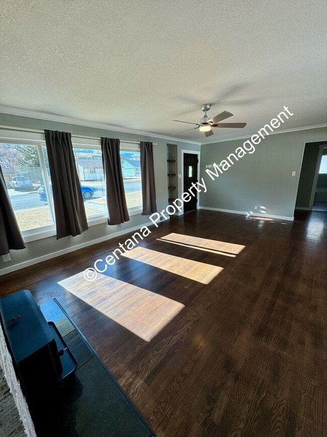 Photo - 4 bedroom 2 Bathroom with large yard in Anaconda