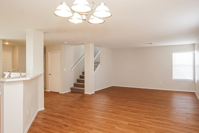 Photo - 664 Rising Brook Dr