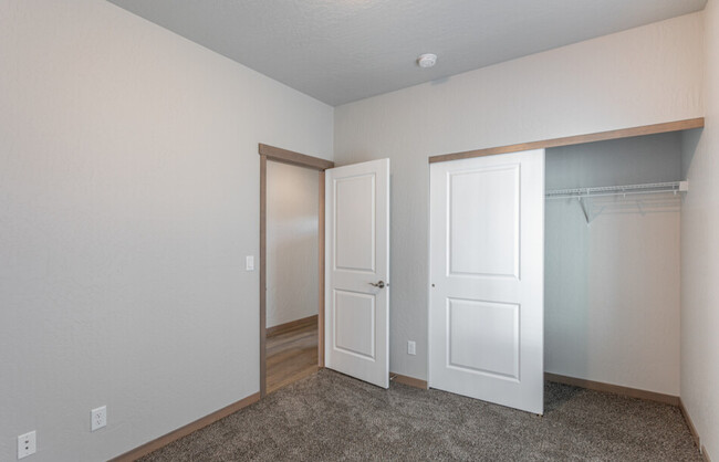 Majestic Villas Apartments - Townhomes for Rent - Rathdrum, ID ...