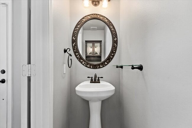 Photo - 71 Summer Haze Cir