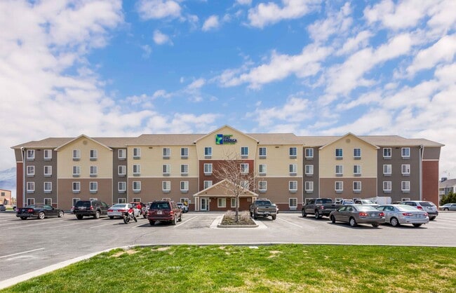 Furnished Studio-Ogden