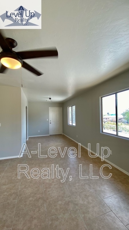 Photo - 208 E Yavapai Rd