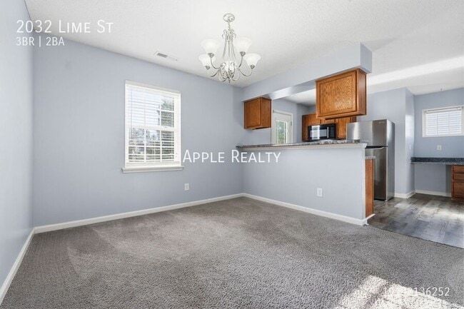 Photo - 2032 Lime St