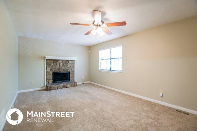 Photo - 281 Bakers Bridge Cir