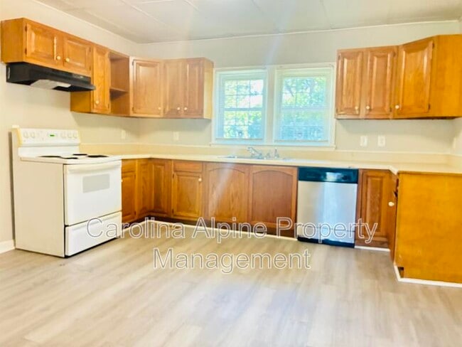 Photo - 419 N Broad St
