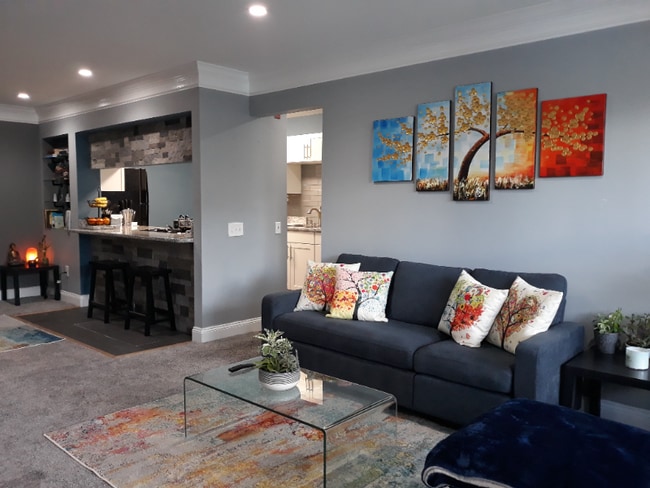 Photo - 2000 Waters Edge Dr Unit 0