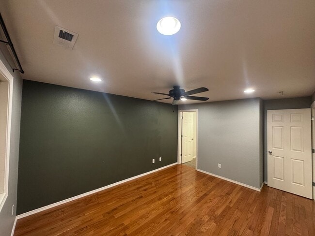 Photo - 509 Chelan Ave